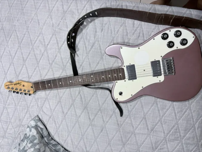Guitarra telecaster