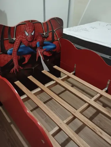 Cama infantil homen aranha