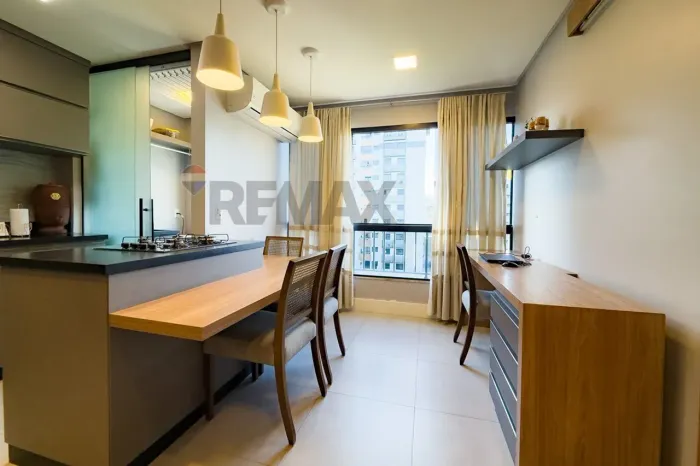 Apartamento para venda 2 quartos mobiliado com garagem, Edifício Neptune, Comerciário, pró