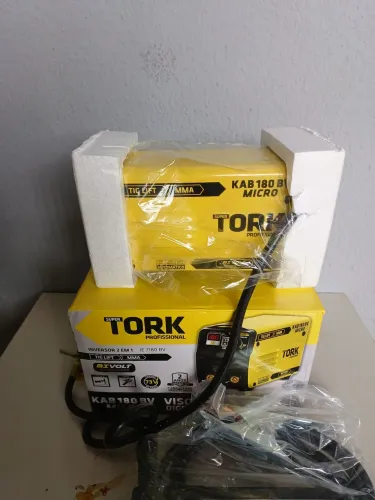 Máquina Inversora de Solda Tork 180A 