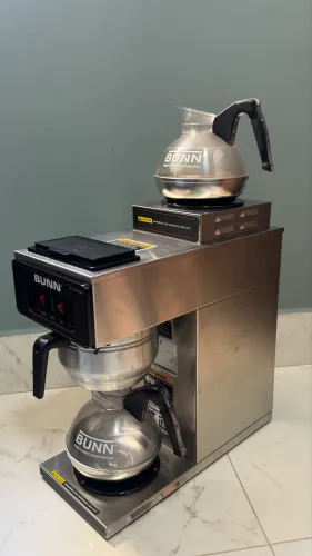 Máquina de café coado filtrado BUNN