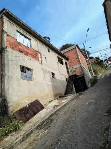 Casa a venda em vista da serra 2 serra Es