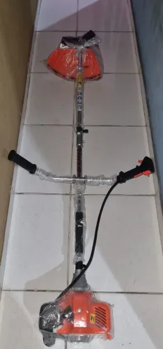 Vende-se rocadeira fs 290 nunca foi usado, chama no privado