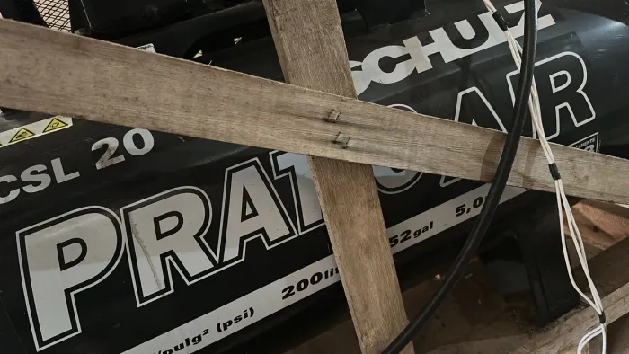 VENDO COMPRESSOR DE AR 