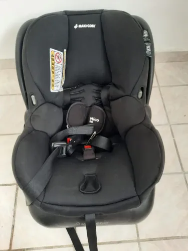 Vendo bebê-conforto