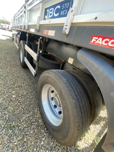 Carreta Facchini 2 Eixos - Ano 2022