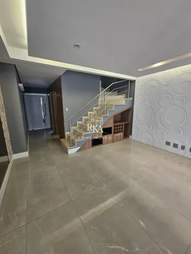 Casa com 236m², 3 suítes e 3 vagas à venda no condomínio Tamboré 7 - Santana de
