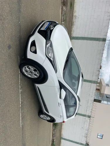 Hyundai HB20X Premium 1.6 Flex 16V Aut. 2015