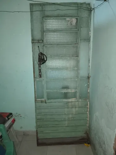 Porta de segunda mão 