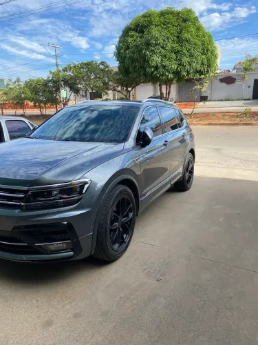 Volkswagen Tiguan Allspac R-line 350 TSI 2.0 4X4 2019