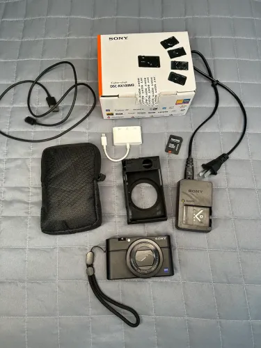 Câmera Sony RX100 III 3 ? Impecável + kit completo de acessórios
