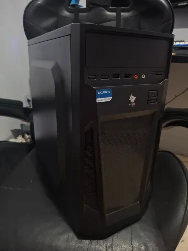 Gabinete Pichau Leader