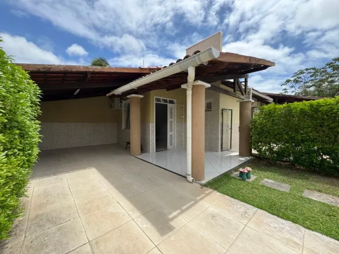 CASA EM CONDOMINIO FECHADO NO LUCIANO CAVALCANTE