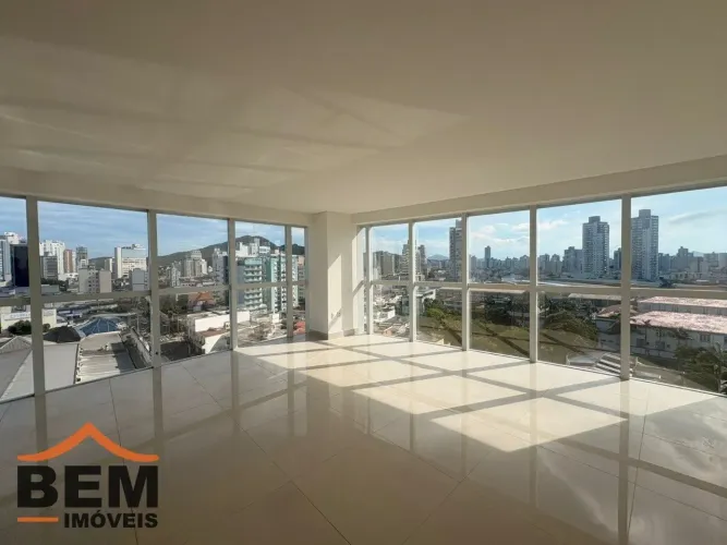 Sala Comercial para aluguel no Centro de Itajaí