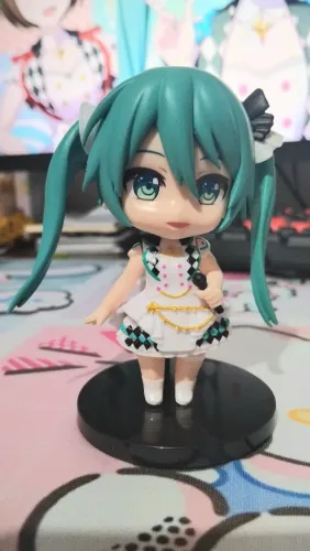 Boneca figure Hatsune Miku Project Sekai