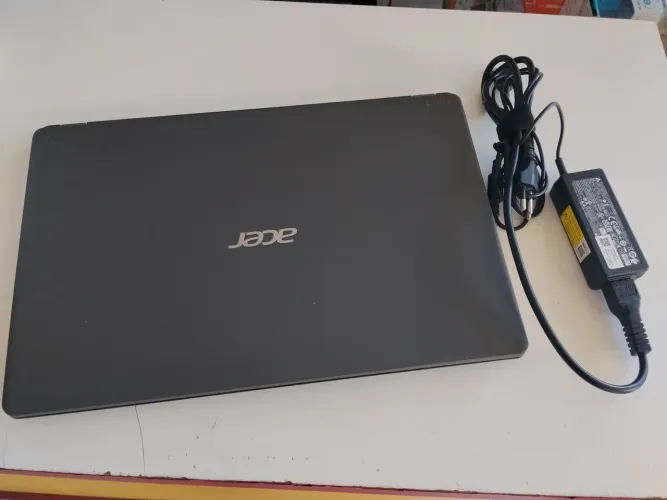 Notebook Acer core i3 de 10° geração por apenas R$ 1.400,00 whast *