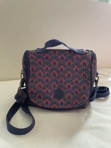 Lancheira Kipling original