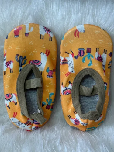Sapatilha Aquática Amarela Lhama Infantil Antiderrapante Sapato Alpaca