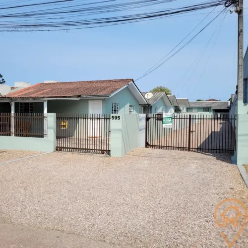 Casa Residencial com 2 quartos para alugar por R$ 1690.00, 55.00 m2 - ALTO BOQUEIRAO - CUR