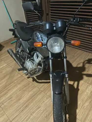 TITAN 2002 KS 