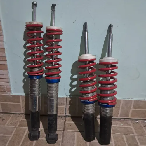 Vendo suspensão de rosca slim da volkswagen, tava no polo, da certo em outros da volts