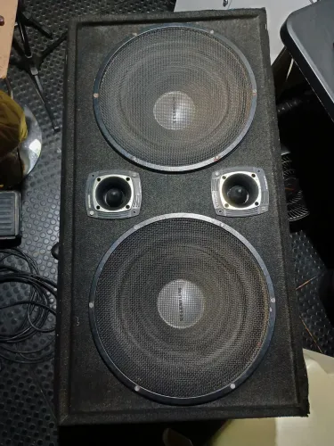 Caixote para carro 2 alto falante de 15 e 2 super twitter 