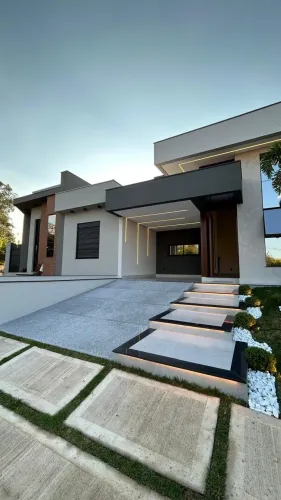 Casa de Luxo no Park Gran Reserve: 3 Quartos, 3 Suítes, 2 Salas, 2 Banheiros, 4 Vagas de G