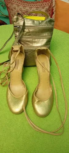 Espadrille Arezzo e Bolsa de Couro