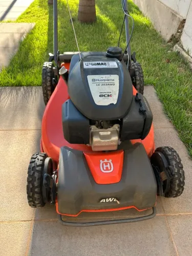 Cortador de Grama Husqvarna AWD