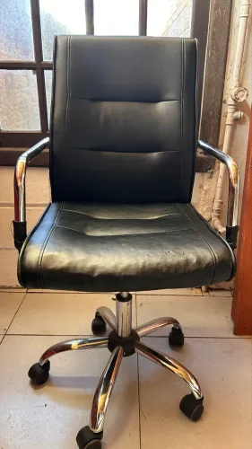Vendo cadeira de escritório