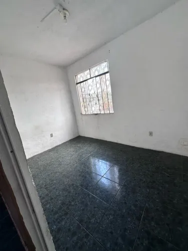 Alugo Casa