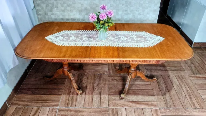 Entrego: mesa extensível madeira maciça cerejeira