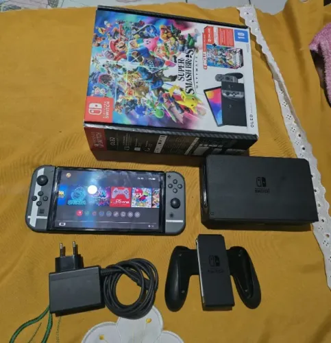 Nintendo Switch Oled (Smash Bros) DESBLOQUEADO