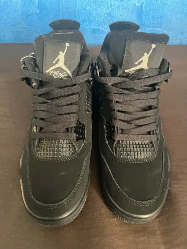 Jordan 4 Black Cat importado 