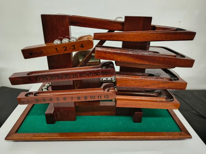 RELÓGIO ESFERAS DE AÇO (BALL CLOCK)
