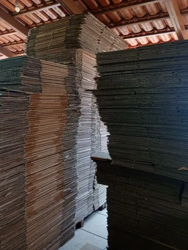 CAIXAS DE PAPELÃO