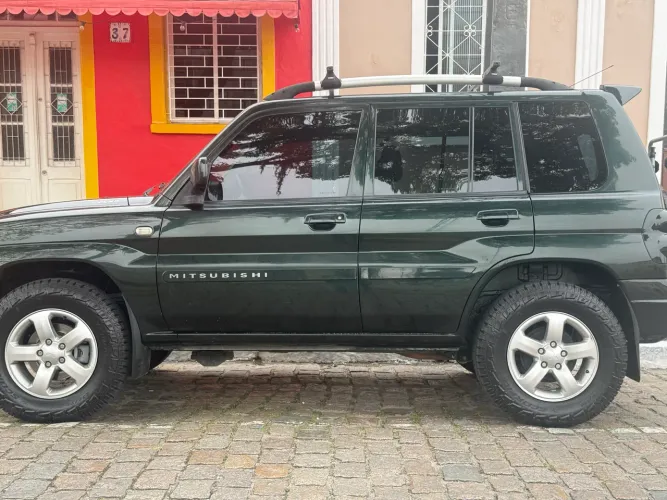 Mitsubishi Pajero TR4 2.0/ 2.0 Flex 16V 4X4 Mec. 2009
