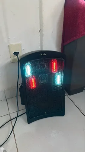 Caixa de Som Fender Passport Custom - Bluetooth, Módulo Stetsom 400W e LEDs RGB