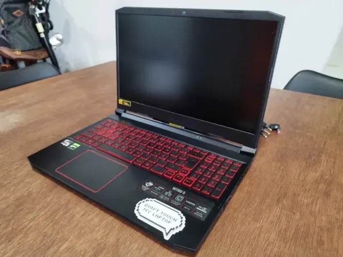 Notebook Acer Nitro 5 Ryzen 7 8GB 512GB SSD GTX1650 15,6'
