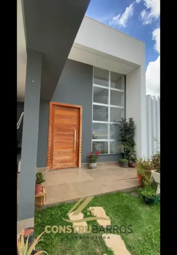 CASA À VENDA  CONDOMÍNIO MINI CHÁCARAS DO LAGO SUL