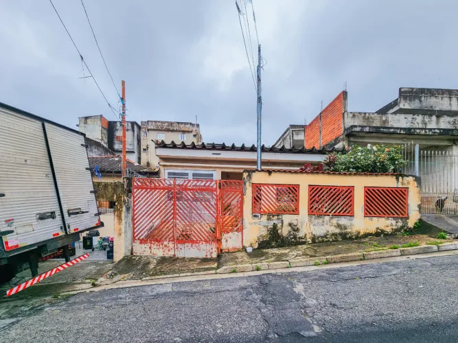 Casa para venda em Vila Santa Edwiges com 2 quartos, 115m²