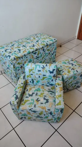 Kit Infantil Baú, poltrona e puff