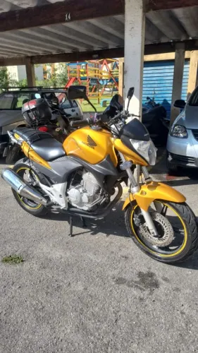 CB 300