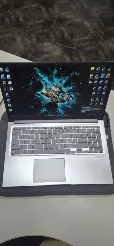 Notebook ASUS Vivobook 15 i5 1334U 16GB Ram 1TB SSD