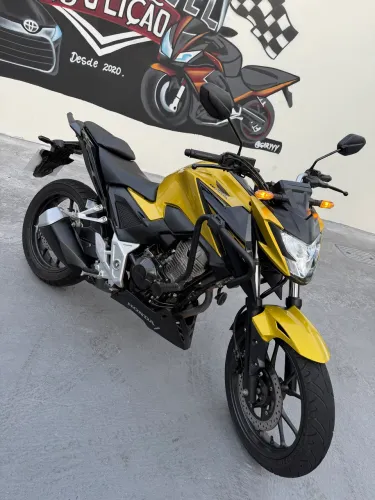 CB 300 F TWISTER ABS 2024 (19.000 km)