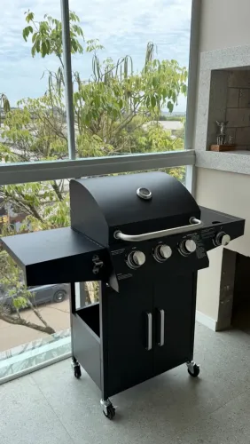 Churrasqueira a gás estilo americano 