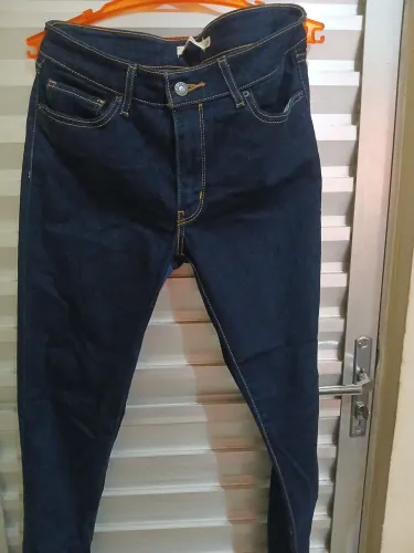 Calça Levi's 