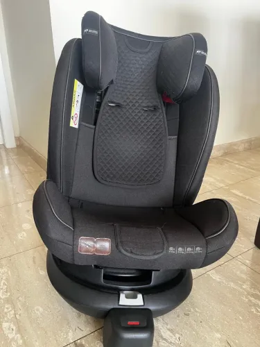 Cadeirinha Chicco Único Evo i-Size Isofix 40-150cm - 499,99