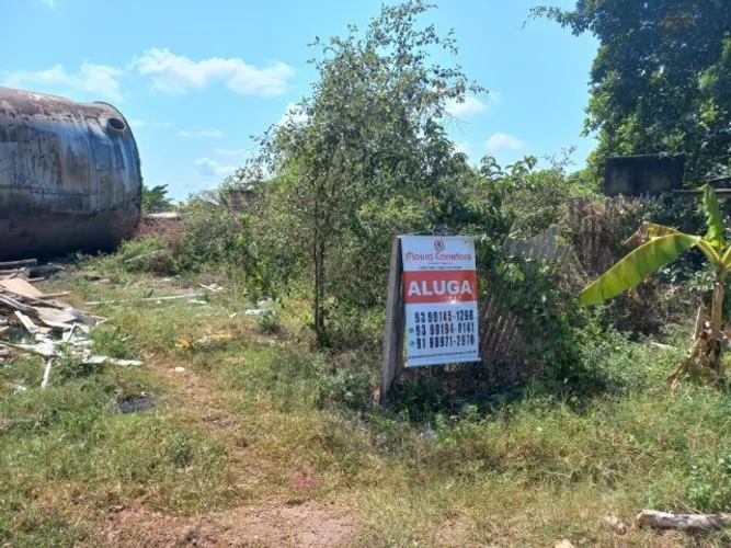 A.Moura Gestor Imobiliário-Terreno pa Locação em Santarém próximo do Rio com 900m2 esquina