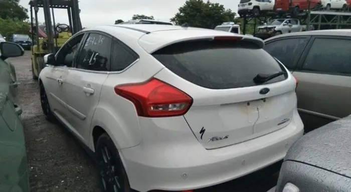 Ford Focus 2.0 2016 Cambio Capo Airbag Farol Mecanica Motor Suspensão Porta Sucata